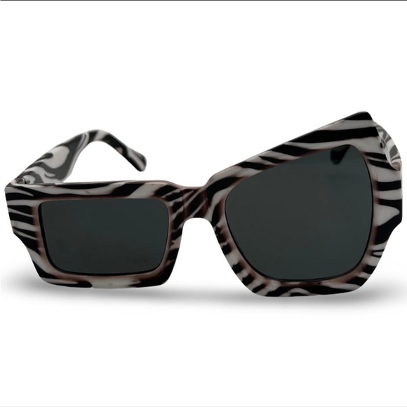 Vintage 1980s sunglasses - Picture 1 of 10